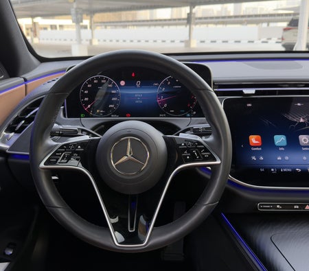 Mercedes-Benz E450 2024 in Dubai — photo 8