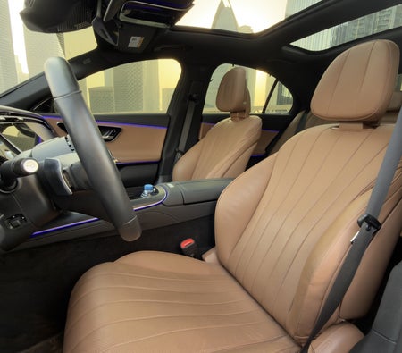 Mercedes-Benz E450 2024 in Dubai — photo 9