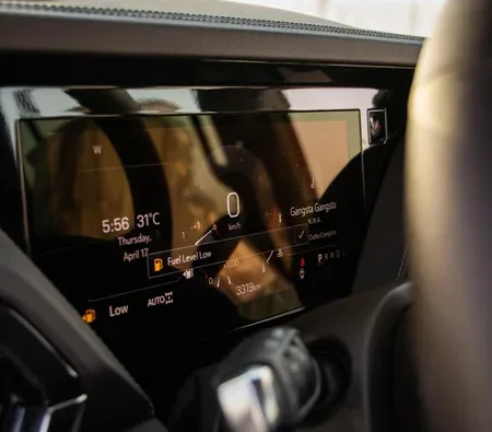 GMC Yukon 2025 in Dubai — photo 10