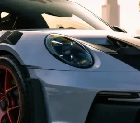 Porsche 911 GT3 Weissach 2025 in Dubai — photo 9