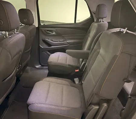 Chevrolet Traverse 2021 in Dubai — photo 7