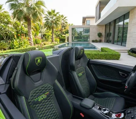 Lamborghini Huracan Evo Spyder 2024 — аренда в Дубае — фото 6
