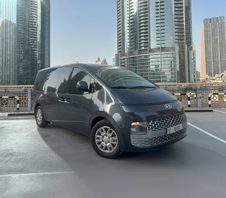 Hyundai Staria 11S 2024 in Dubai — photo 2