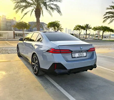 BMW 520i 2026 in Dubai — photo 5