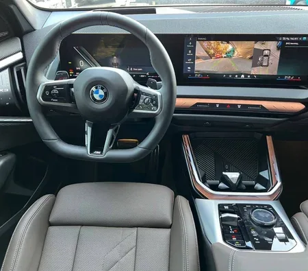 BMW X3 2025 in Abu Dhabi — photo 2