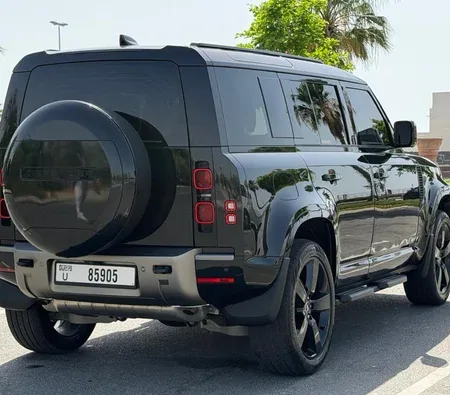 Land Rover Defender 2025 in Dubai — photo 5
