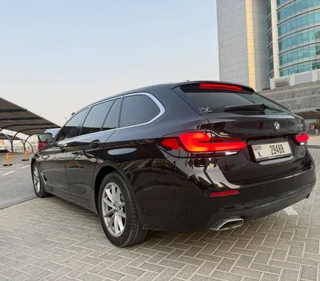 BMW 520i 2022 in Dubai — photo 5