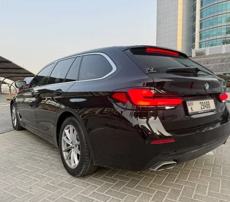 BMW 520i 2022 in Dubai — photo 10