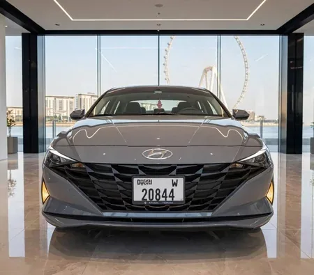 Hyundai Elantra 2022 in Dubai — photo 2