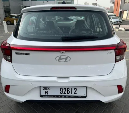 Hyundai i10 Grand 2026 in Dubai — photo 5