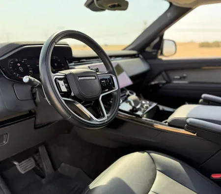 Land Rover Range Rover Sport 2023 in Dubai — photo 3