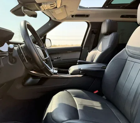 Land Rover Range Rover Sport 2023 in Dubai — photo 5