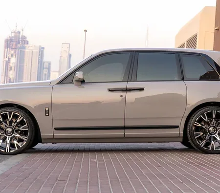 Rolls-Royce Cullinan Black Badge 2025 in Dubai — photo 2