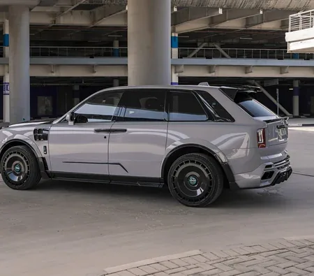Rolls-Royce Cullinan Mansory 2023 — аренда в Дубае — фото 10