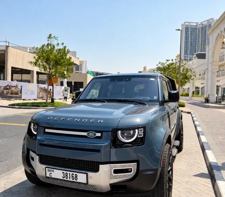 Land Rover Defender 2023 in Dubai — photo 4