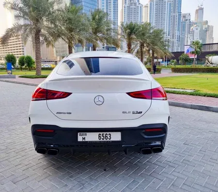 Mercedes-Benz AMG GLE 63 2023 — аренда в Дубае — фото 8
